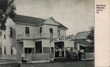 HOTEL-NIELSON.jpg